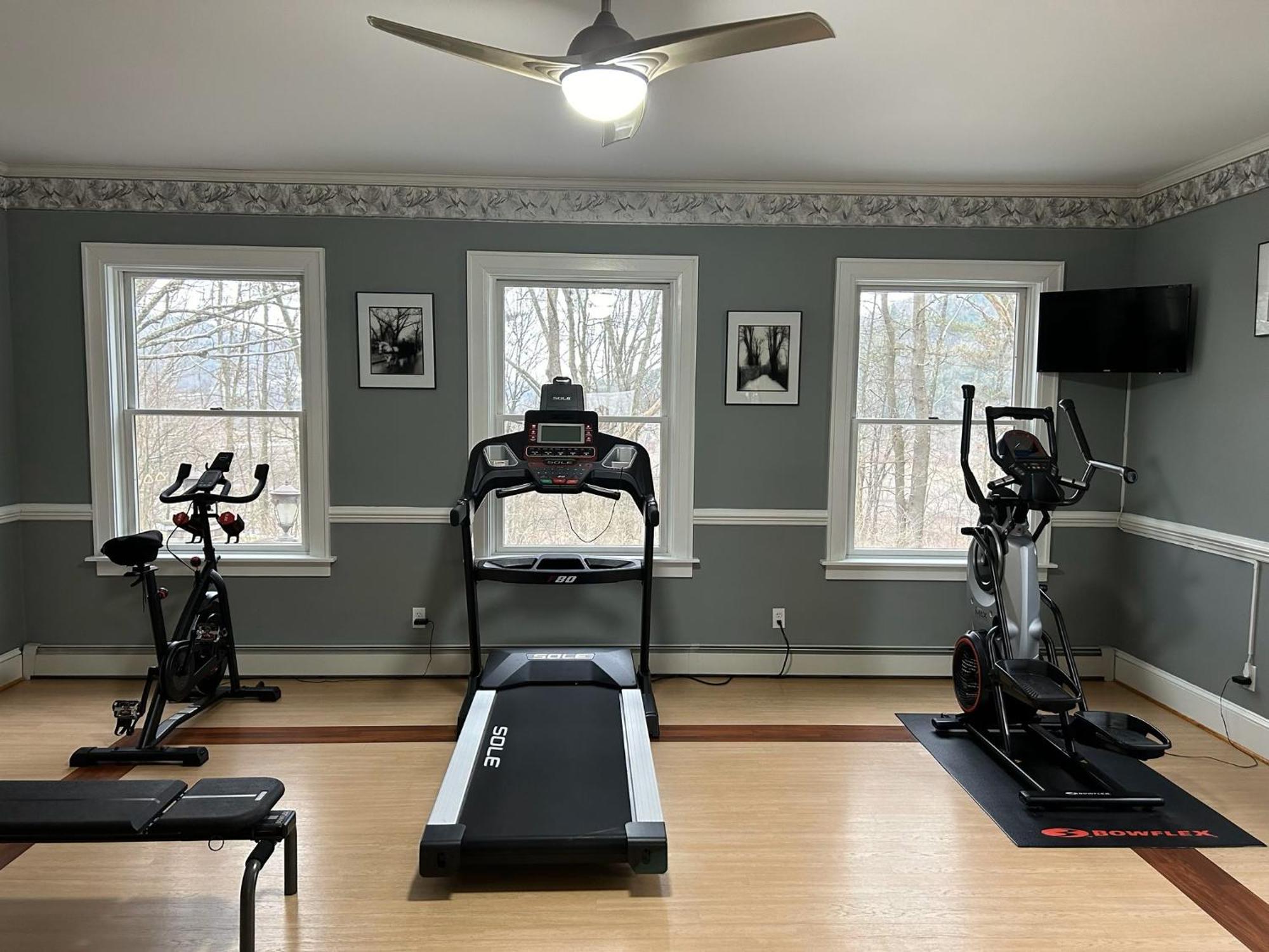 37 Oak Ridge House Bed & Breakfast Уелсбъро Екстериор снимка